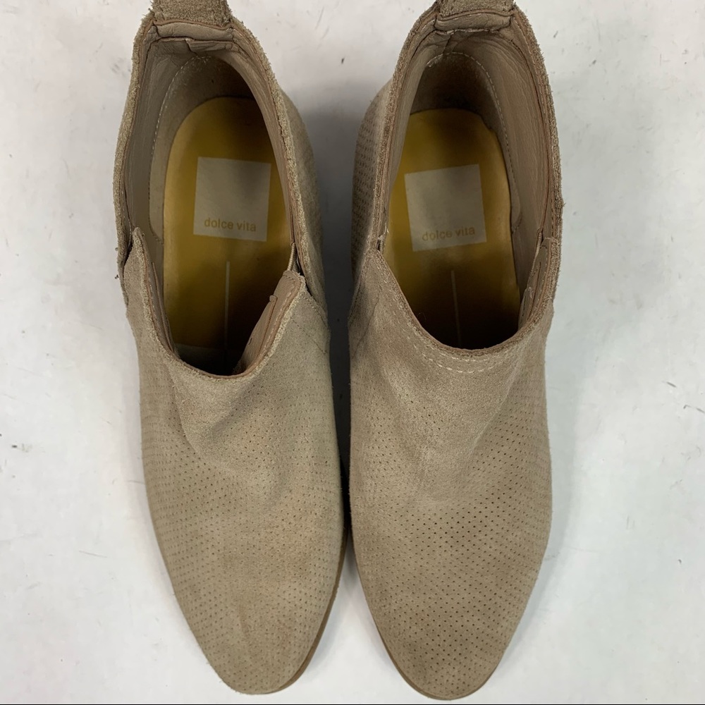 Dolce Vita Beige Perforated Suede Leather Low Heel Ankle Boots Women’s Size 7.5 - Picture 7 of 11